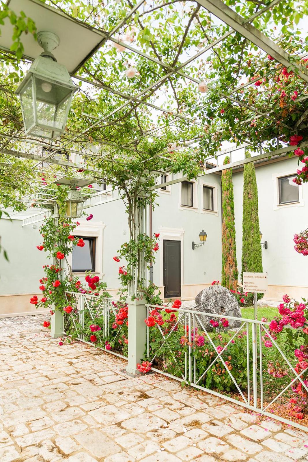 فندق Relais Sassa Al Sole سان مينياتو المظهر الخارجي الصورة